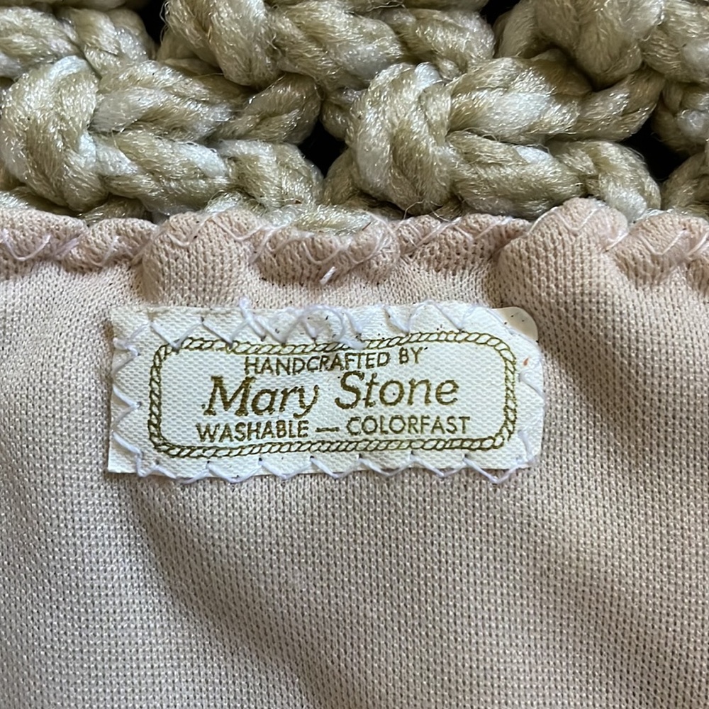 VINTAGE hand crafted macrame cream colored purse - Picture 3 of 10